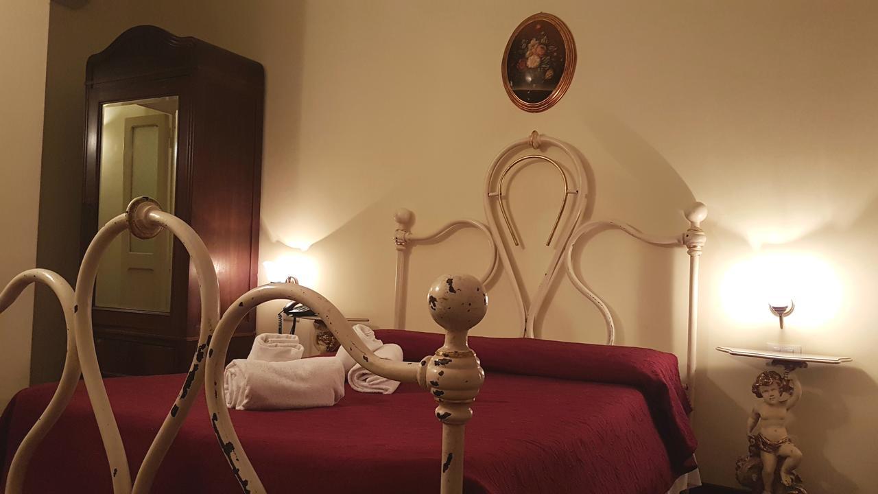 Dimora Storica Urbana Hotel Rome Luaran gambar