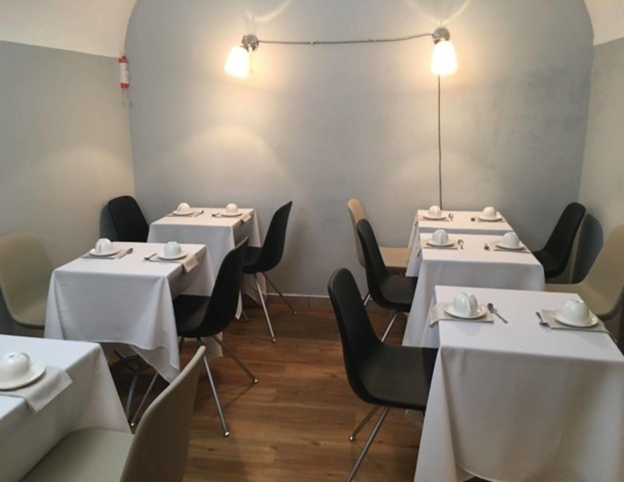Dimora Storica Urbana Hotel Rome Luaran gambar